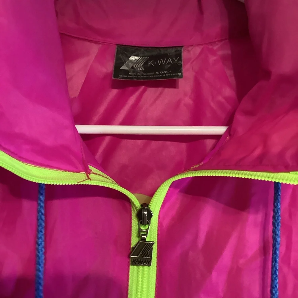 K-Way Pink and Neon Green Jacket sz large - Picture 3 of 3